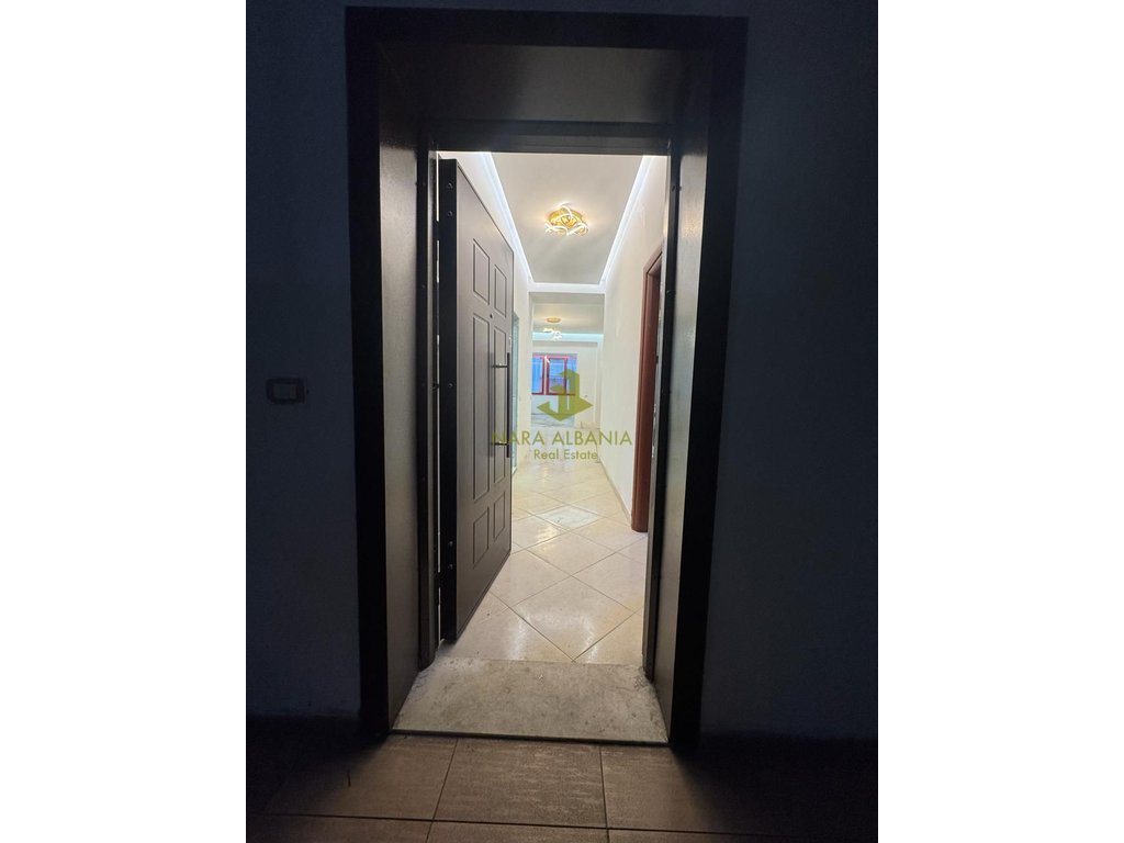 Apartamento 2+1+2 à venda em Tirana