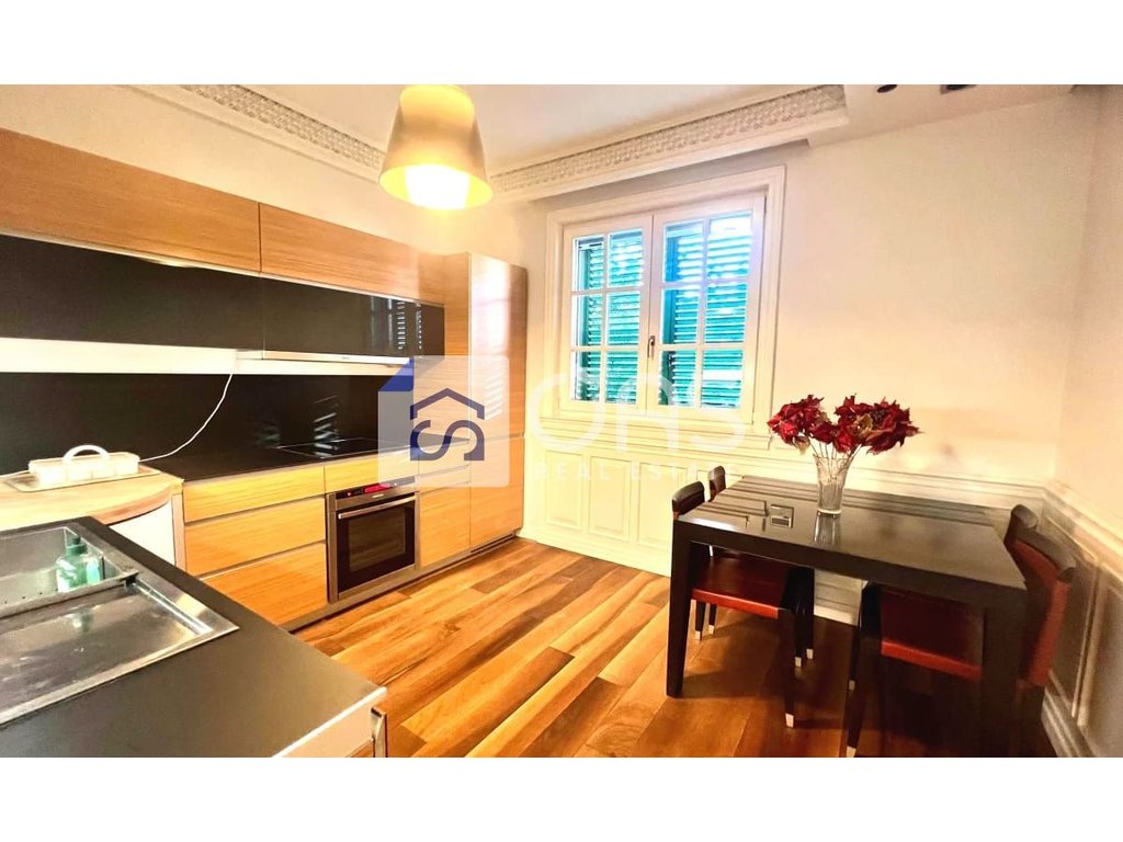 Jepet apartament me qera 1+1 shkolla kuqe