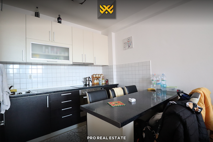 Appartamento di 72m² netti in vendita a 4 llullat.