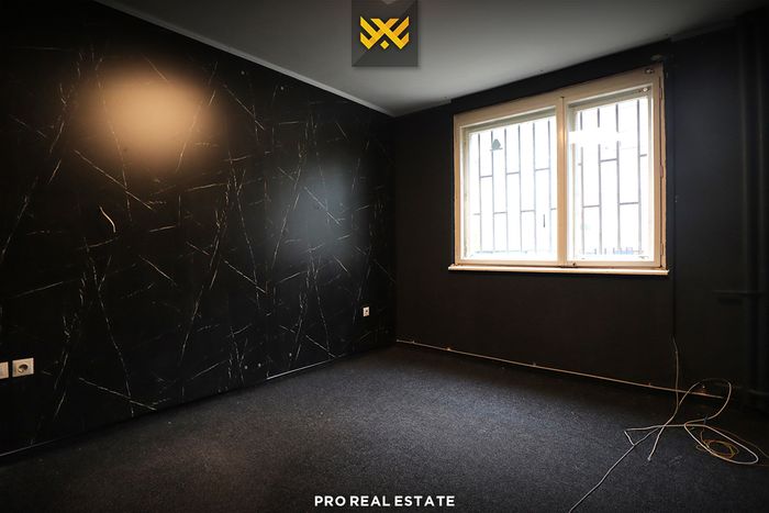 Lokal 45m² me #qira në ulpianë.