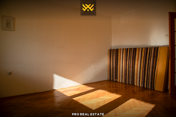 Appartement duplex - bureau 140m² à louer à dardani.
