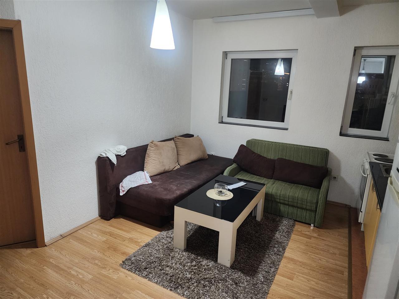 Apartamento para alugar 1+1 em 4 llullat