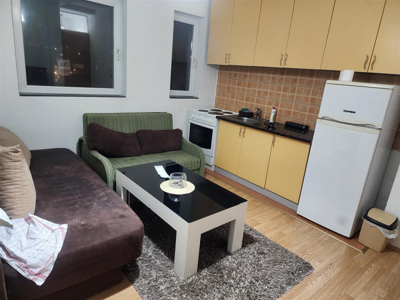 Apartamento para alugar 1+1 em 4 llullat (2)