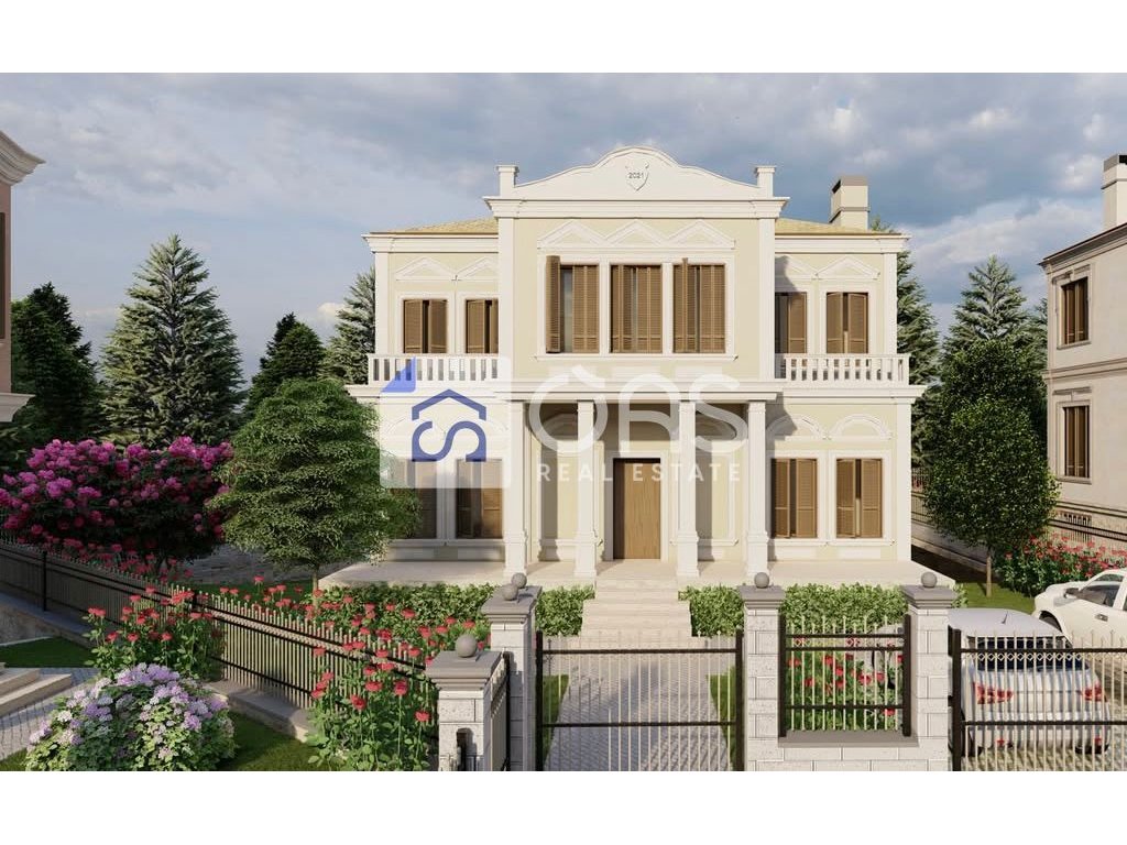 Casa in vendita, 3 piani a Korçë (belvedere Korçë)