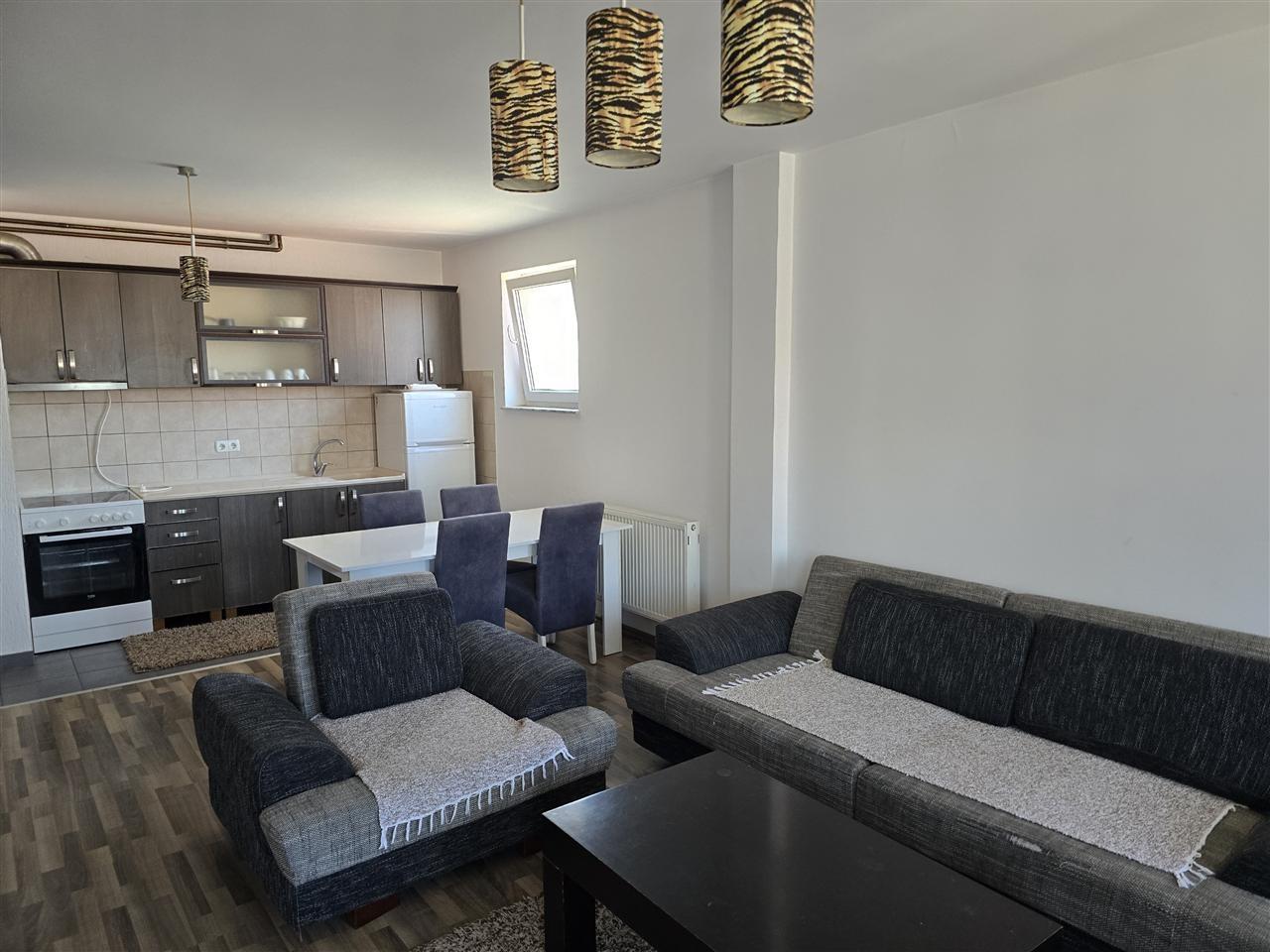 Appartement à louer 2+1 à Bregu i Diellit