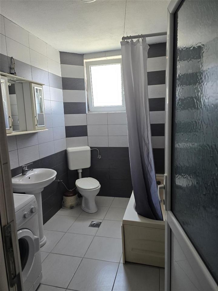 Appartement à louer 2+1 à Bregu i Diellit