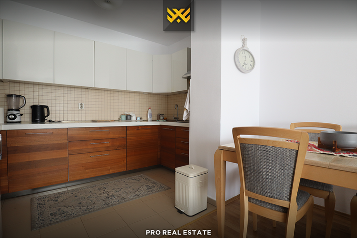 Appartamento di 80m² in affitto a dragodan. (3)