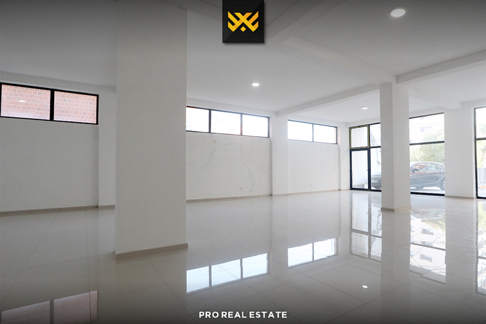 Commercial space 143m² for rent in Fushë Kosovë