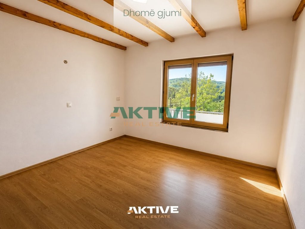 Villas à makresh i epërm