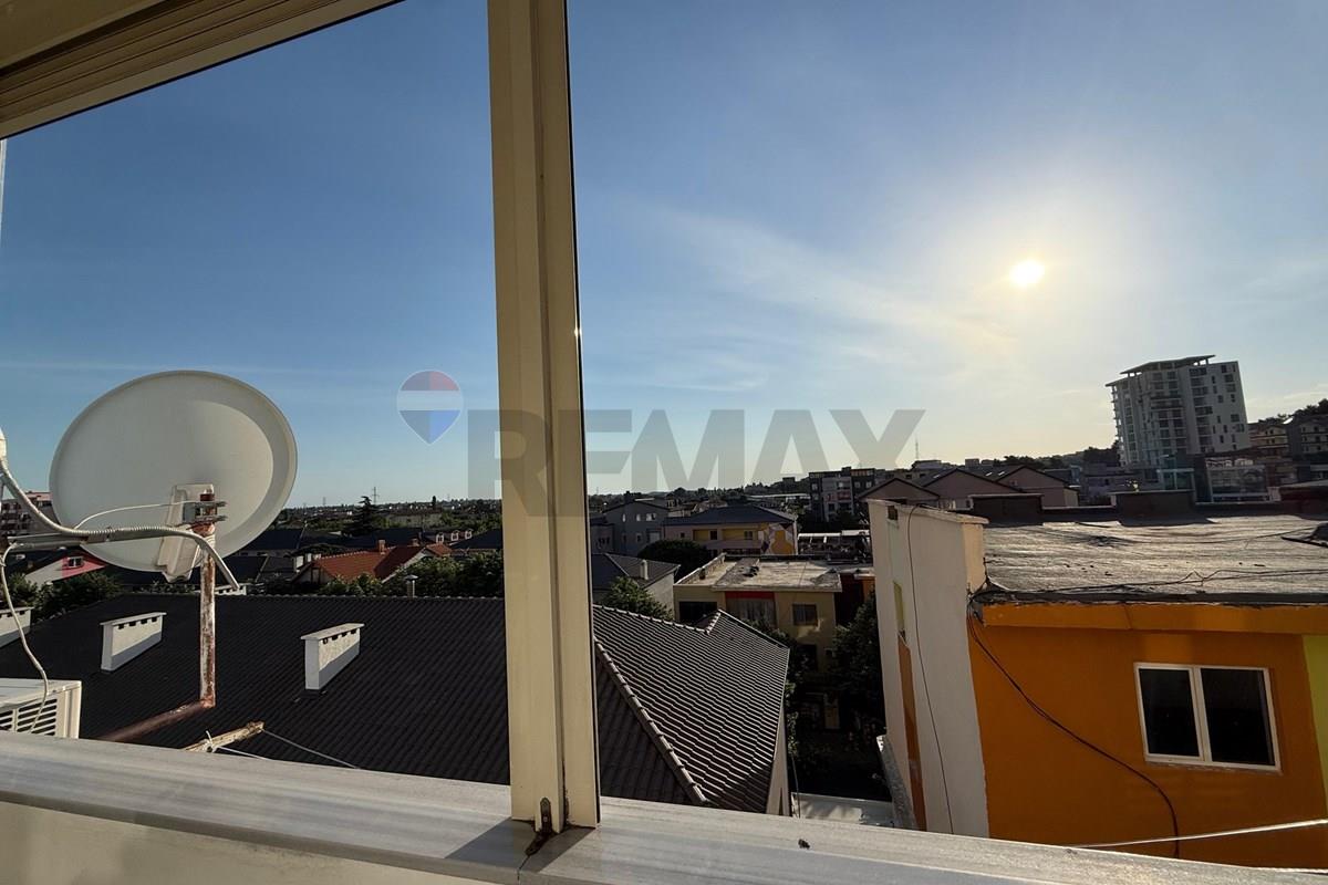 Titulli: Apartament modern për shitje në qendrën e lezhës