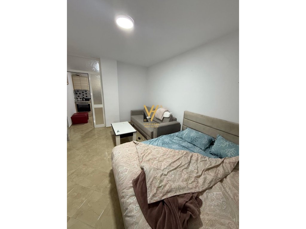 Shitet apartament 2+1 ne golem 87.600 euro
