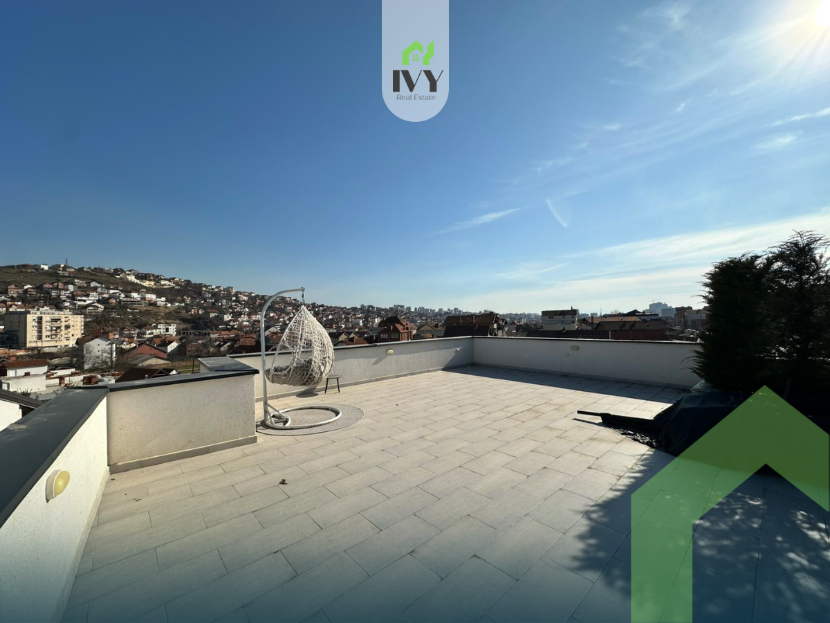 Casa di 600 metri quadrati + 150 metri quadrati di terrazza in vendita.