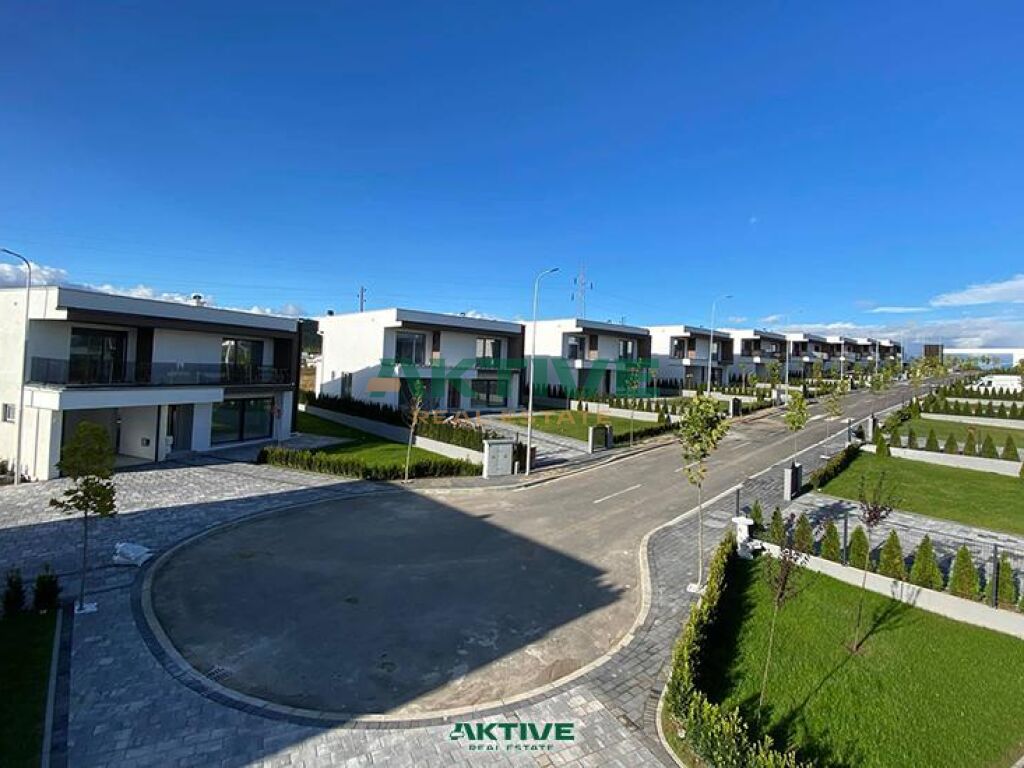 Maison dans ada residence