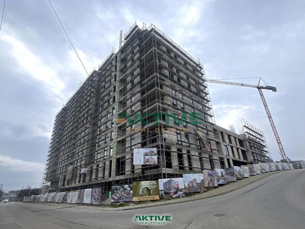 Pent house à monopol city