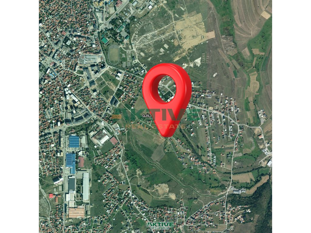 Terrain à kufcë
