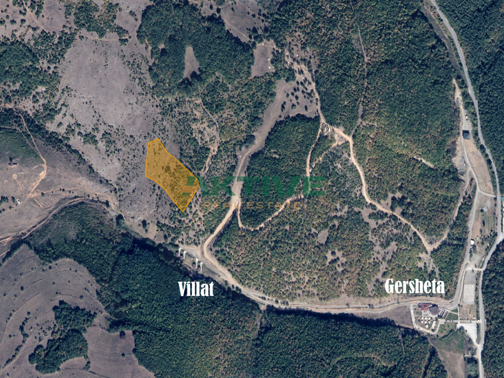 Terrain à strazhë