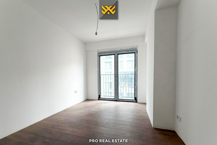 Apartamento / oficina 119m² en alquiler en Lakrishtë