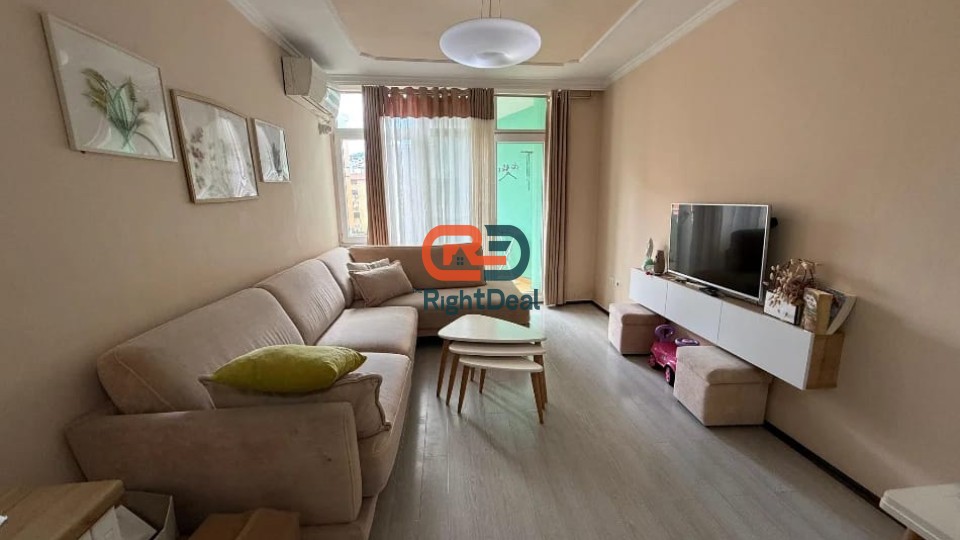 Apartamento 2+1 - para alugar - vasil shanto - município de paris - kodra e diellit