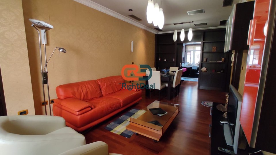 Appartement 1+1 - à louer - Blloku - garda - lac artificiel - stade dinamo - place wilson - petro nini luarasi