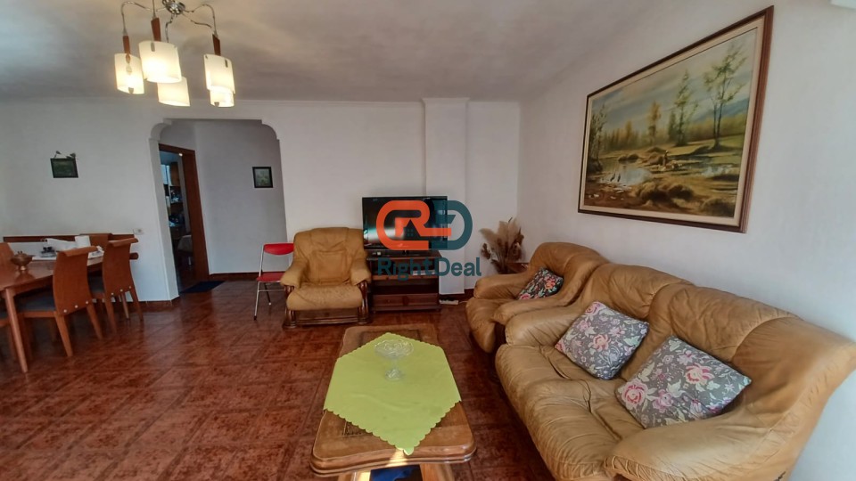 Apartment 2+1 - verkauf - rruga e kavajes - rruga e durrësit - botschaftsblock - zogu i zi - mine peza - staatsanwaltschaft