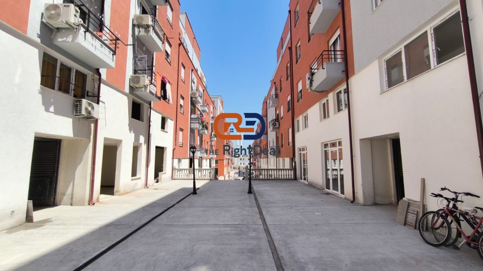 Apartment 3+1 - verkauf - selite - pallati me shigjeta - ehemaliger endbahnhof des reinen Tirana