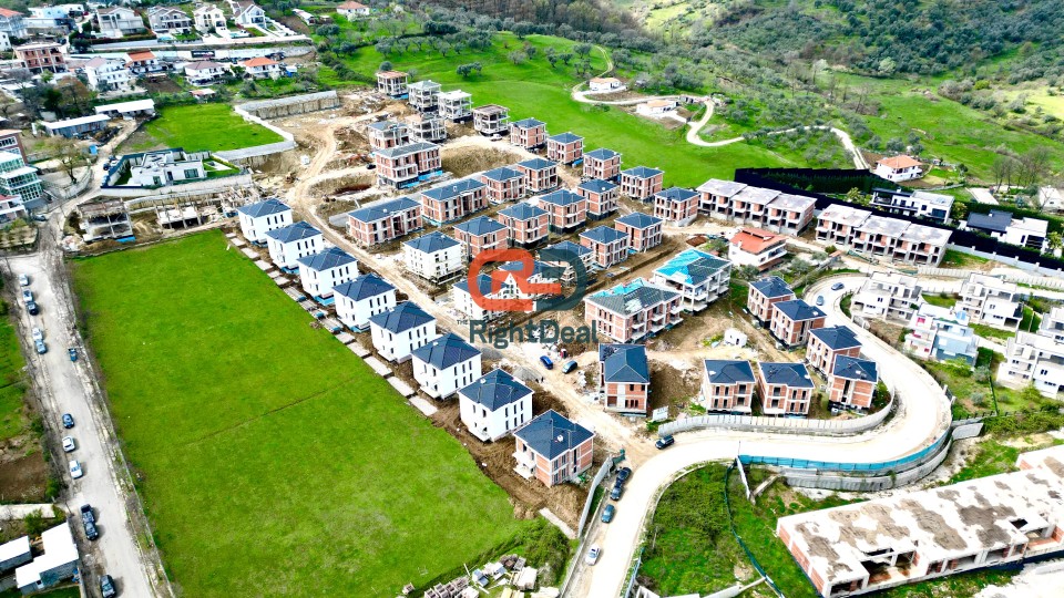 Villa - venda - pallati brigadave - Sauk - teg - mjull bathore - farke