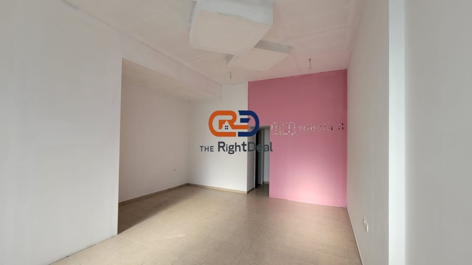Magasin - vente - restaurant durres - siri kodra - 5 mai