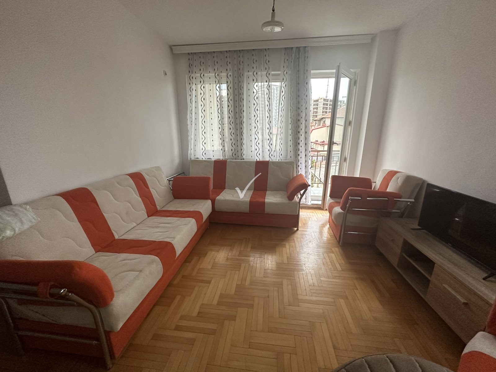 Banesë me qira 2+1 në Aktash