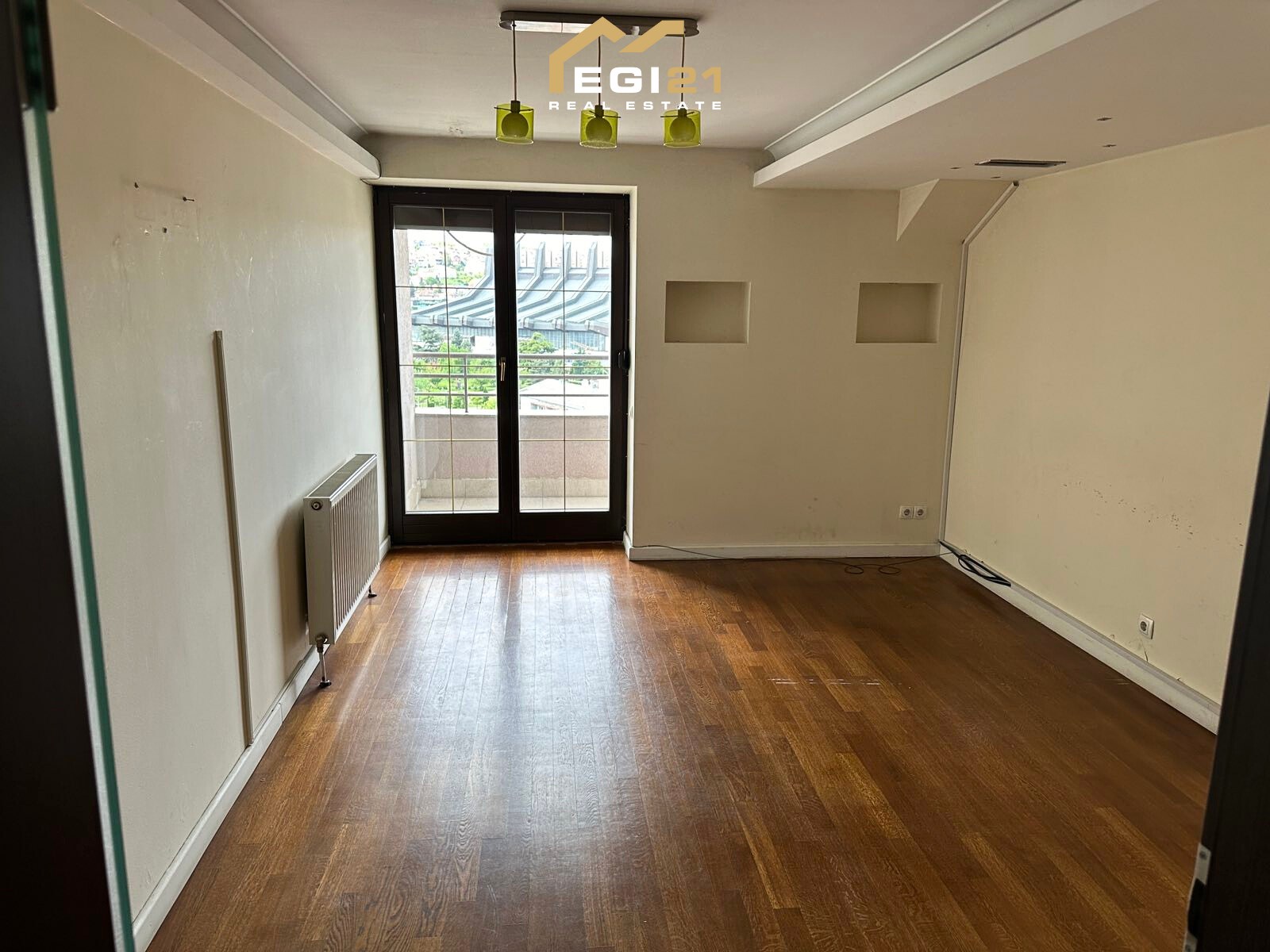 Penthouse 260m² à louer, Pejton