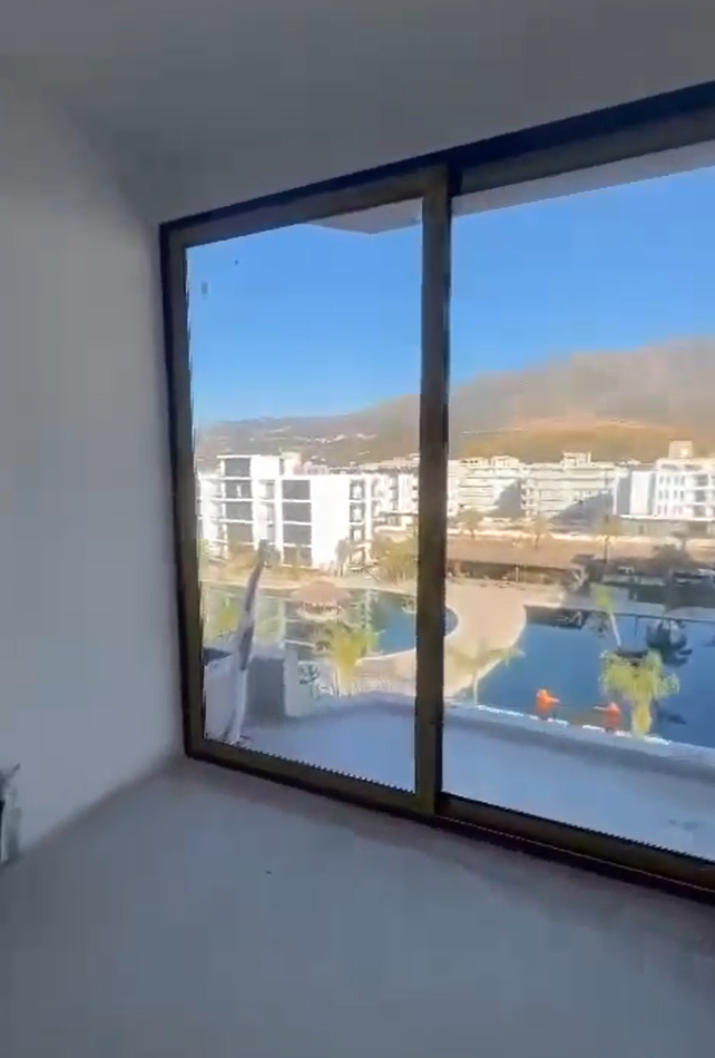 Shitet apartament 1+1 , radhime vlore