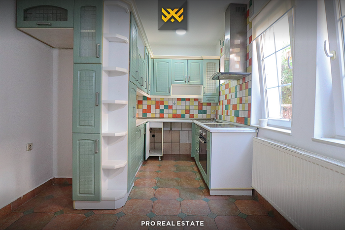 Casa di 350m² in affitto nel centro