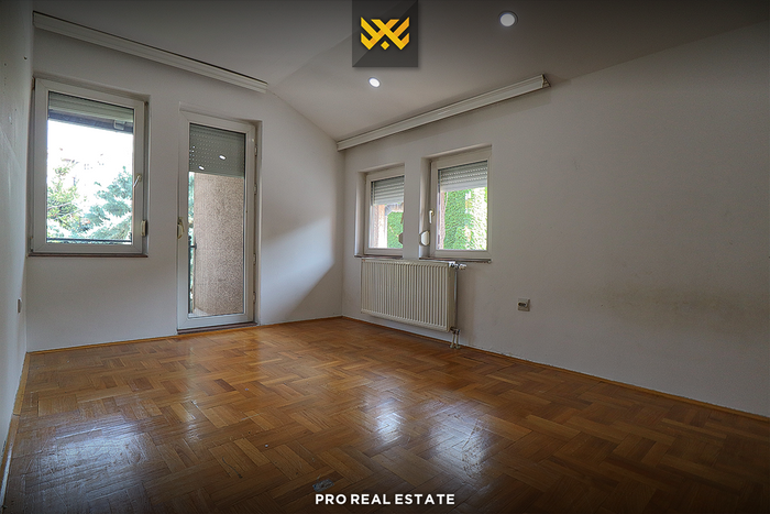 Casa di 350m² in affitto nel centro