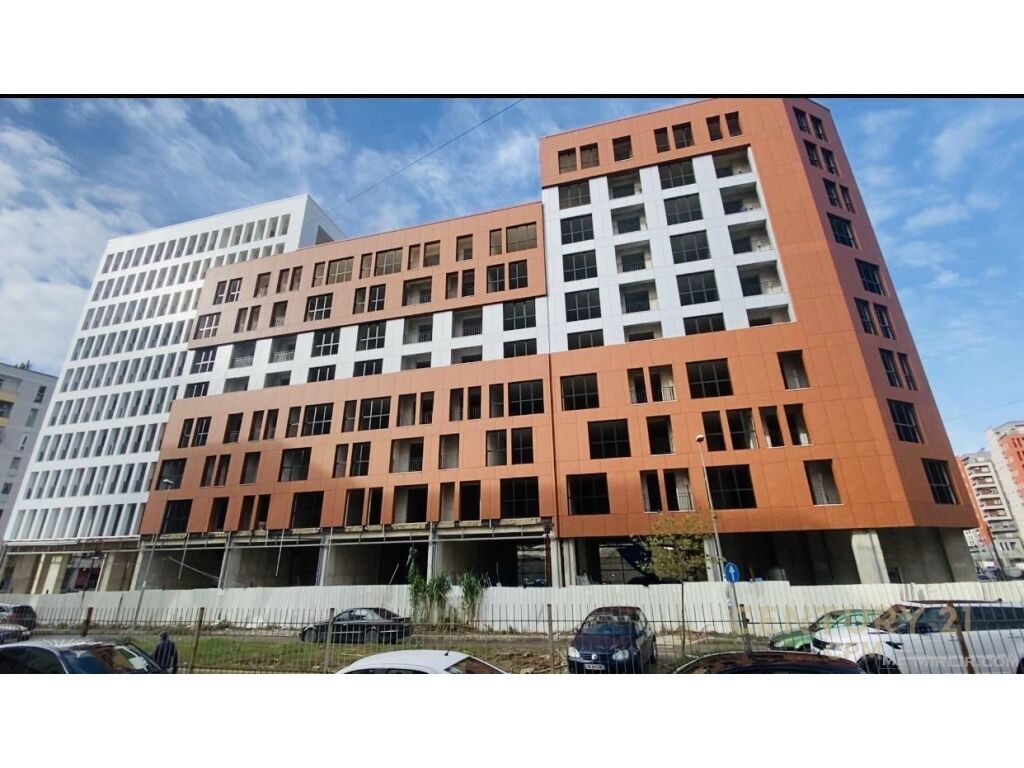 Shitet apartament 1+1+parkim