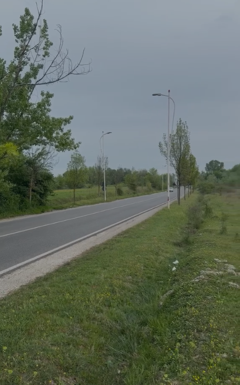 Shitet tokë në autostradën Tiranë–Durrës