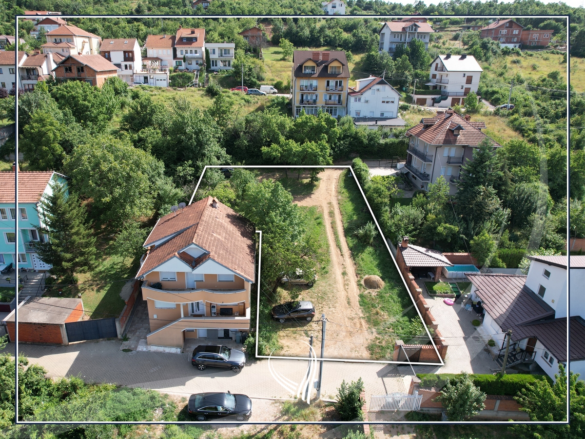 Shitet toka me sipërfaqe 10.77 ari në lagjen sofalia