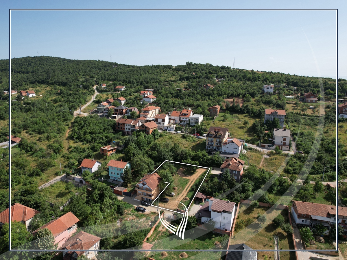 Shitet toka me sipërfaqe 10.77 ari në lagjen sofalia