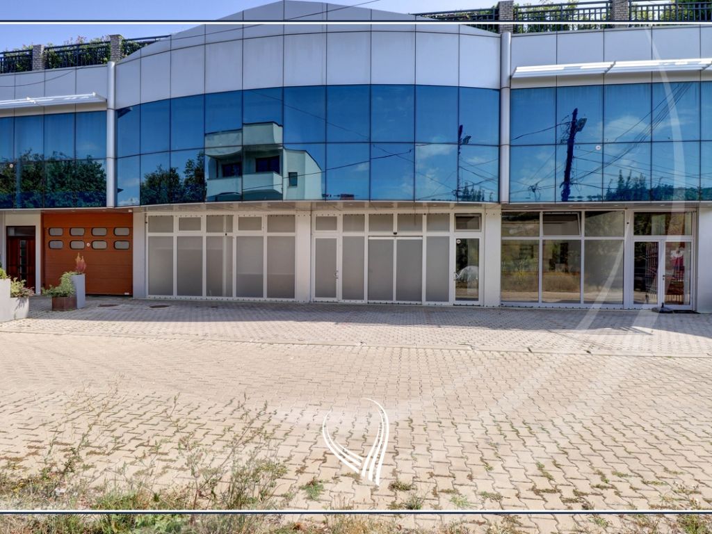 Objekt afarist 1000 metra katror me qira në lagjen sofalia