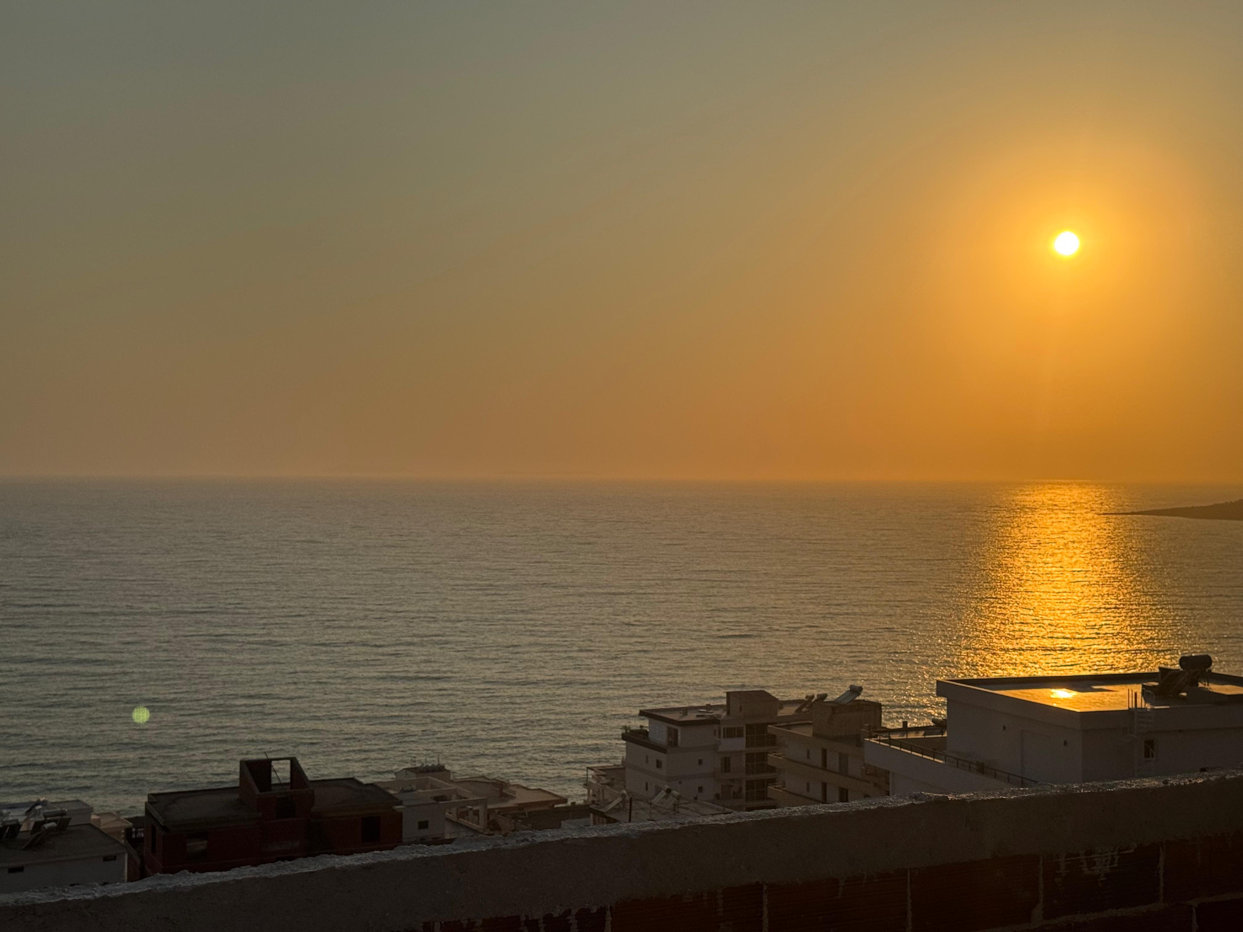 Vila luksoze në Sarandë, shqipëri me pamje panoramike deti – Mundësi investimi ideale!