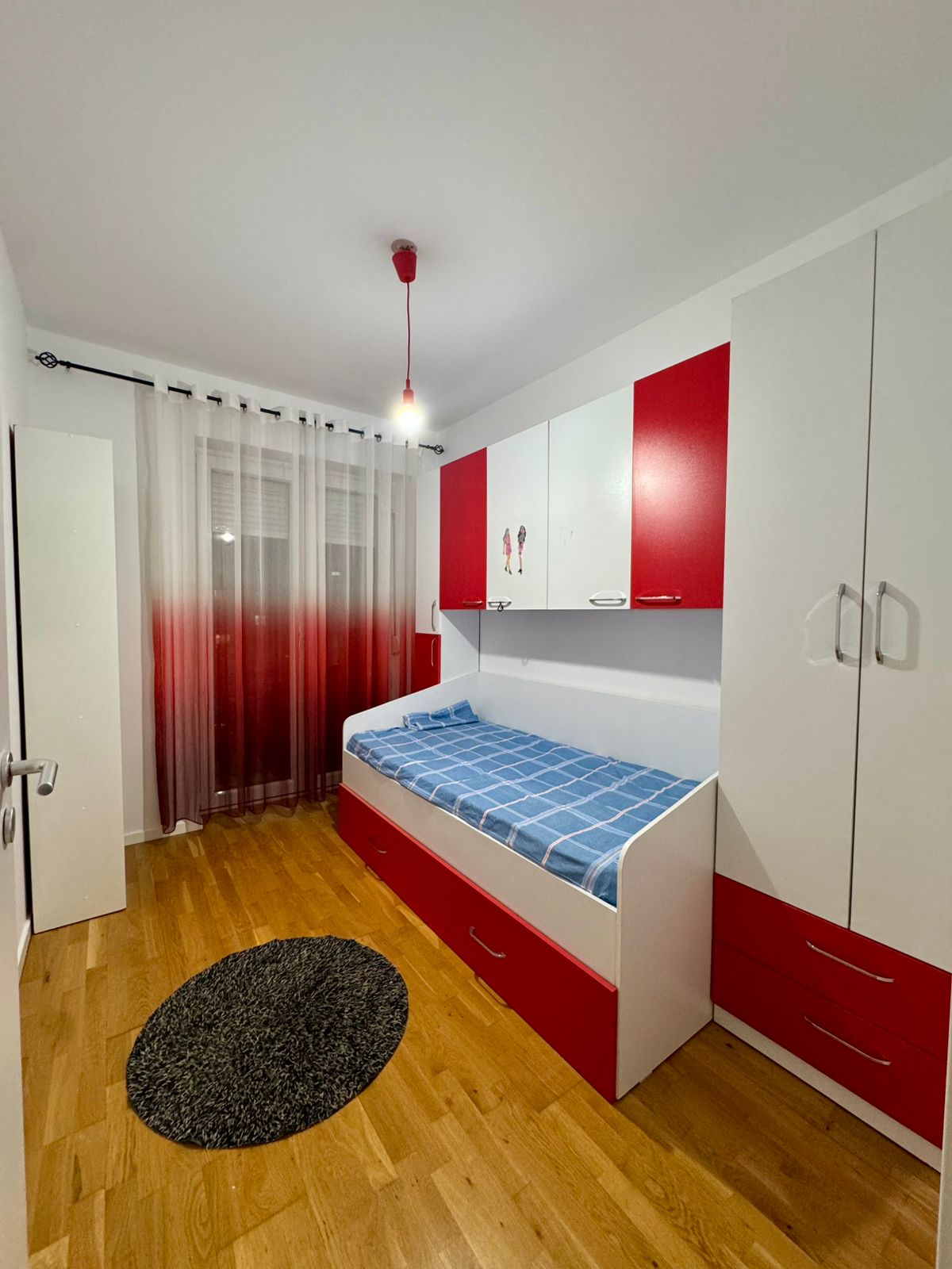 Appartement à louer 2+1 dans le quartier de muhaxherëve