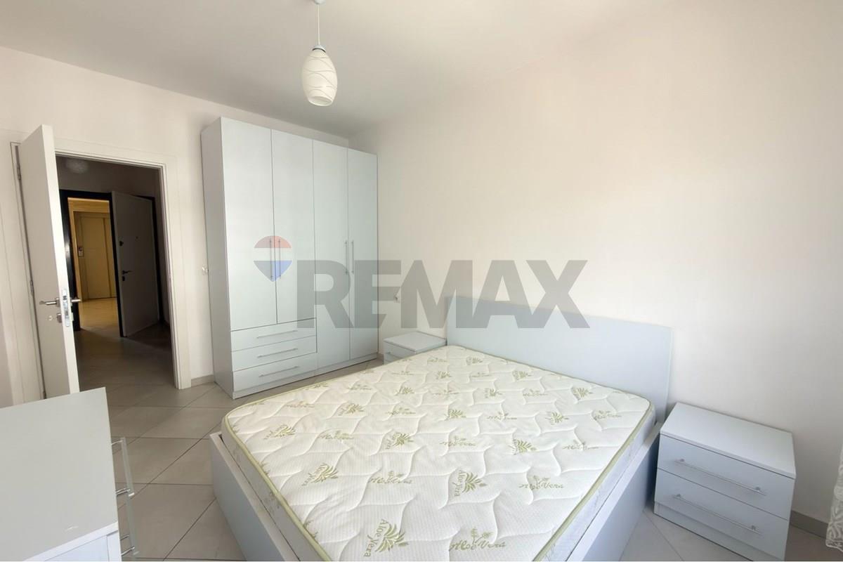 Ofrohet per qira apartament 1+1 , ne don bosko, ne kompleks te ri prane fiori di bosko.