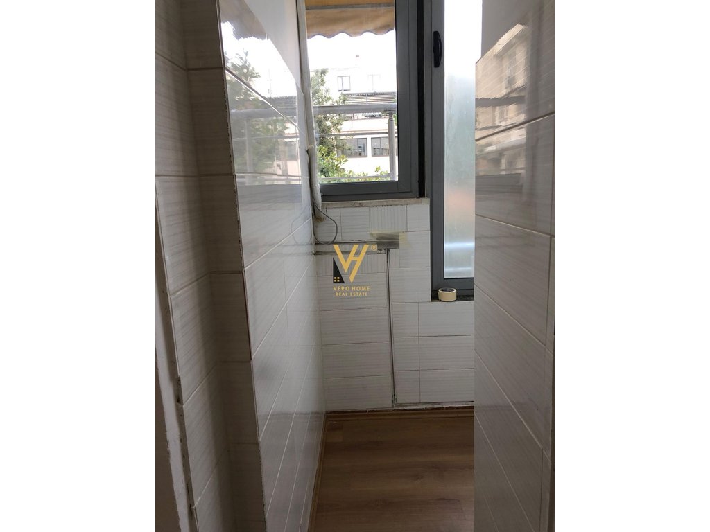 Louer 65 m² bureau au centre 1 500 euro (3)