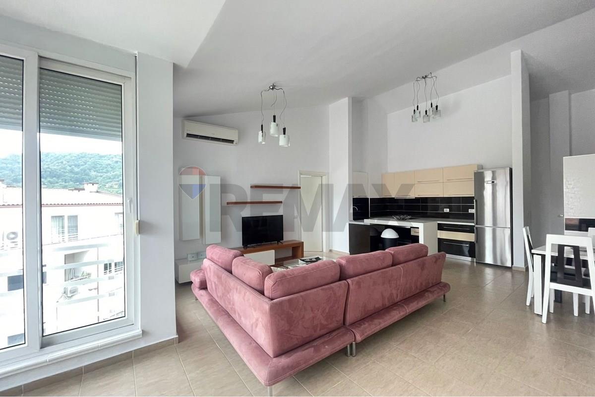 Ofrojme apartament 2+1 per qira ne nje nga rezidencat me te preferuara per banim ne tirane.