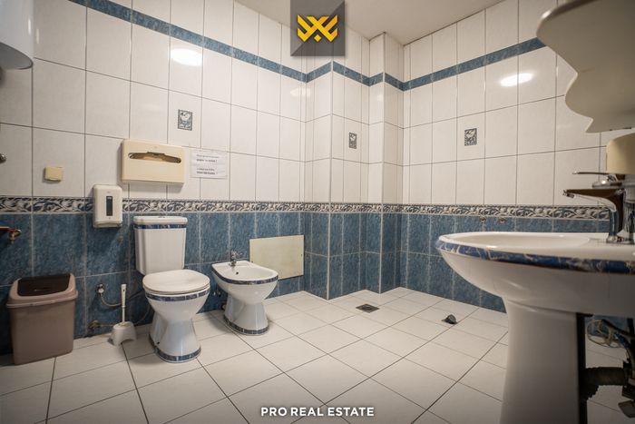 Escritório 500m² para alugar em taslixhe.