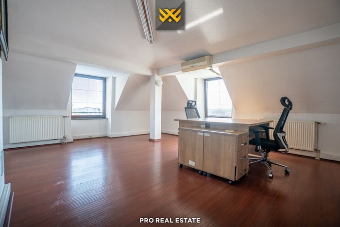 Escritório 500m² para alugar em taslixhe.