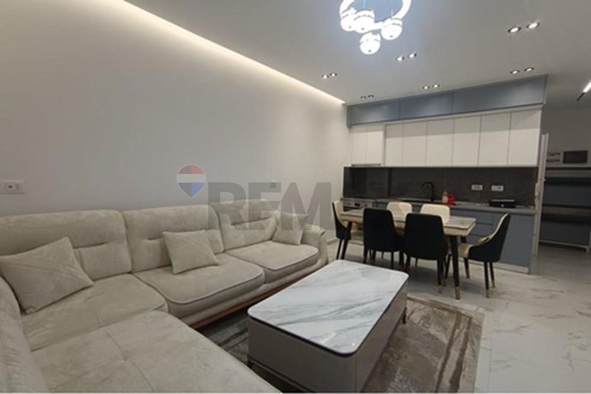 Jepet me qera apartament 3+1+2 me post parkimi ne don bosko .