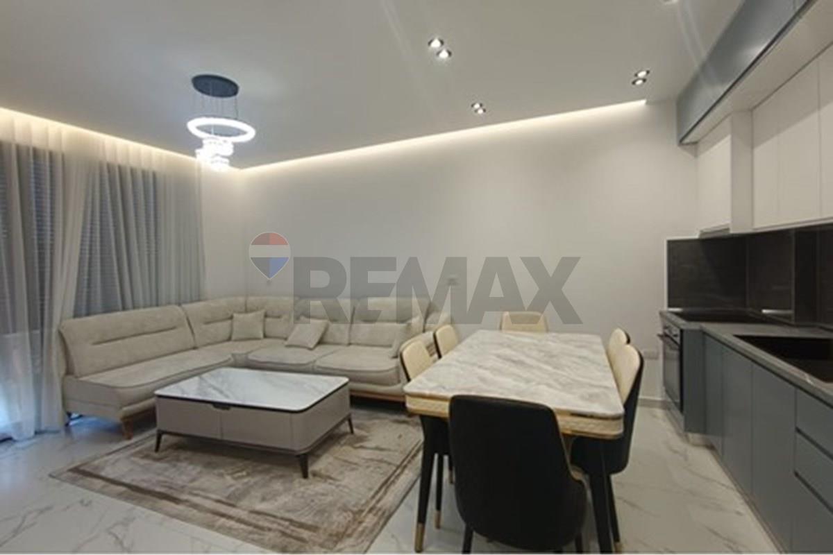 Jepet me qera apartament 3+1+2 me post parkimi ne don bosko .