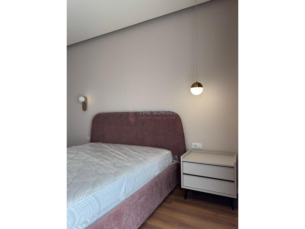 Appartement 1+1 à louer près de l'école rouge