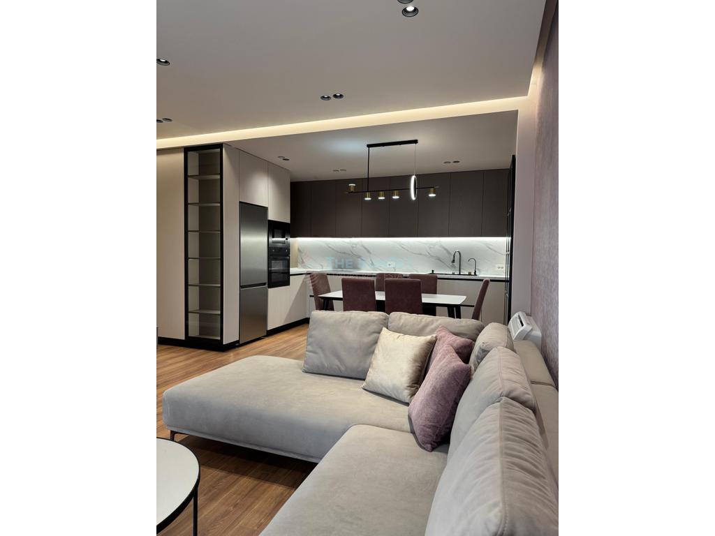 Appartement 1+1 à louer près de l'école rouge