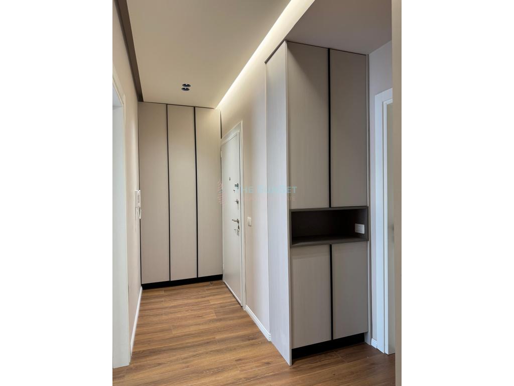 Appartement 1+1 à louer près de l'école rouge