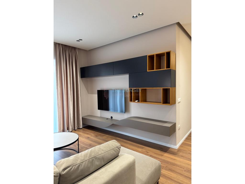 Appartement 1+1 à louer près de l'école rouge